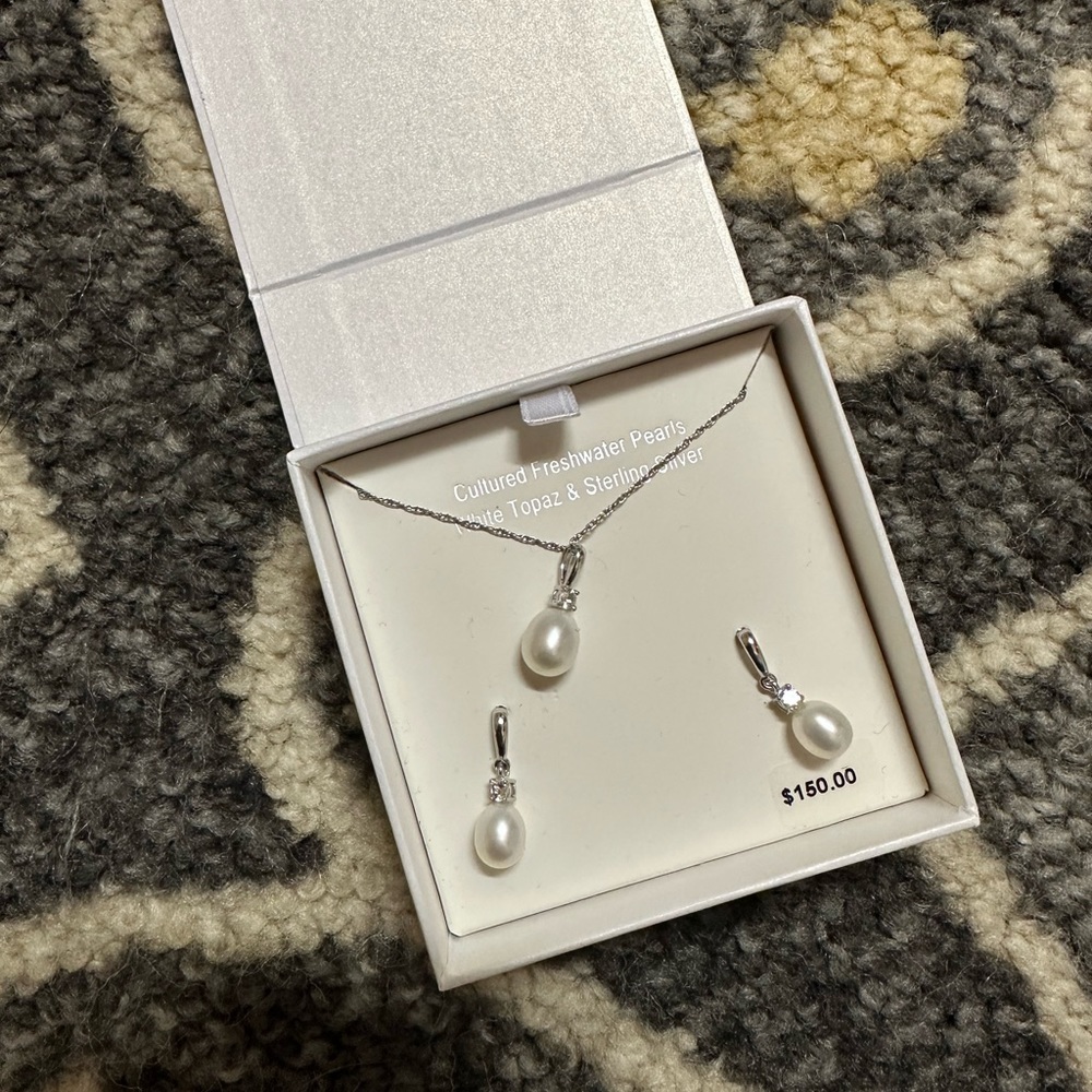 Pearl set